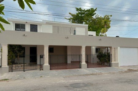 Casa en Venta con 7 recamaras en Pensiones Merida Yucatan